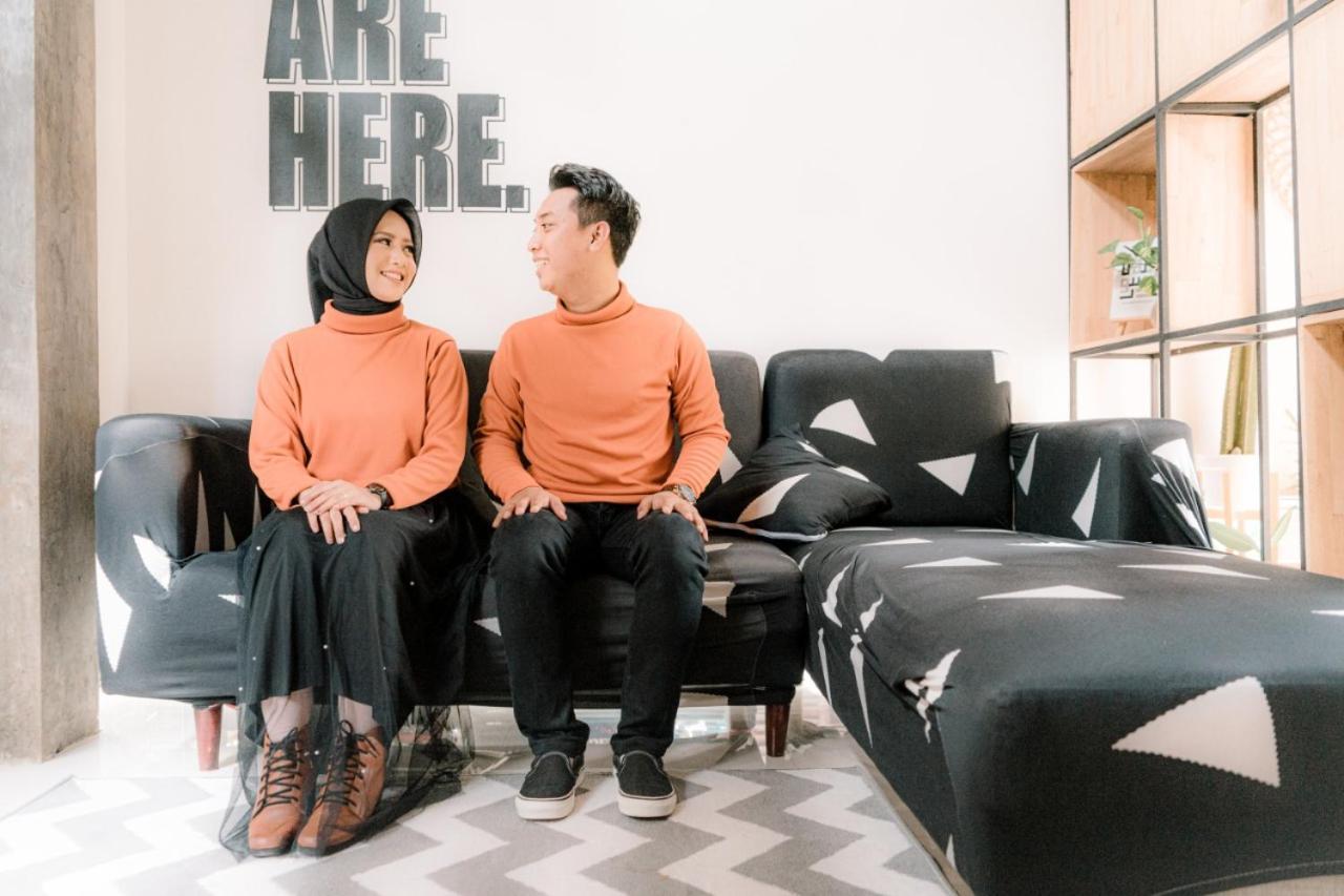 Happy House Bnb Bromo Backpacker Probolinggo Exteriör bild